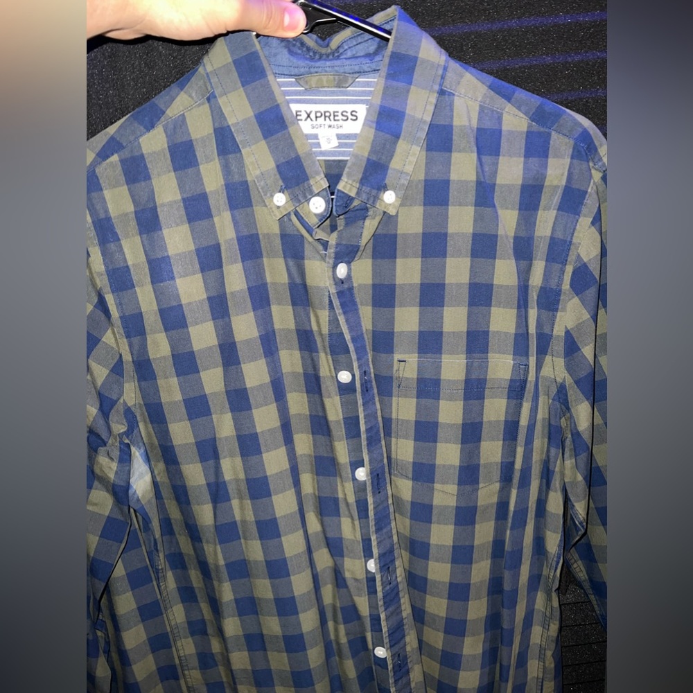 Men’s Long sleeve Express Button down shirt
